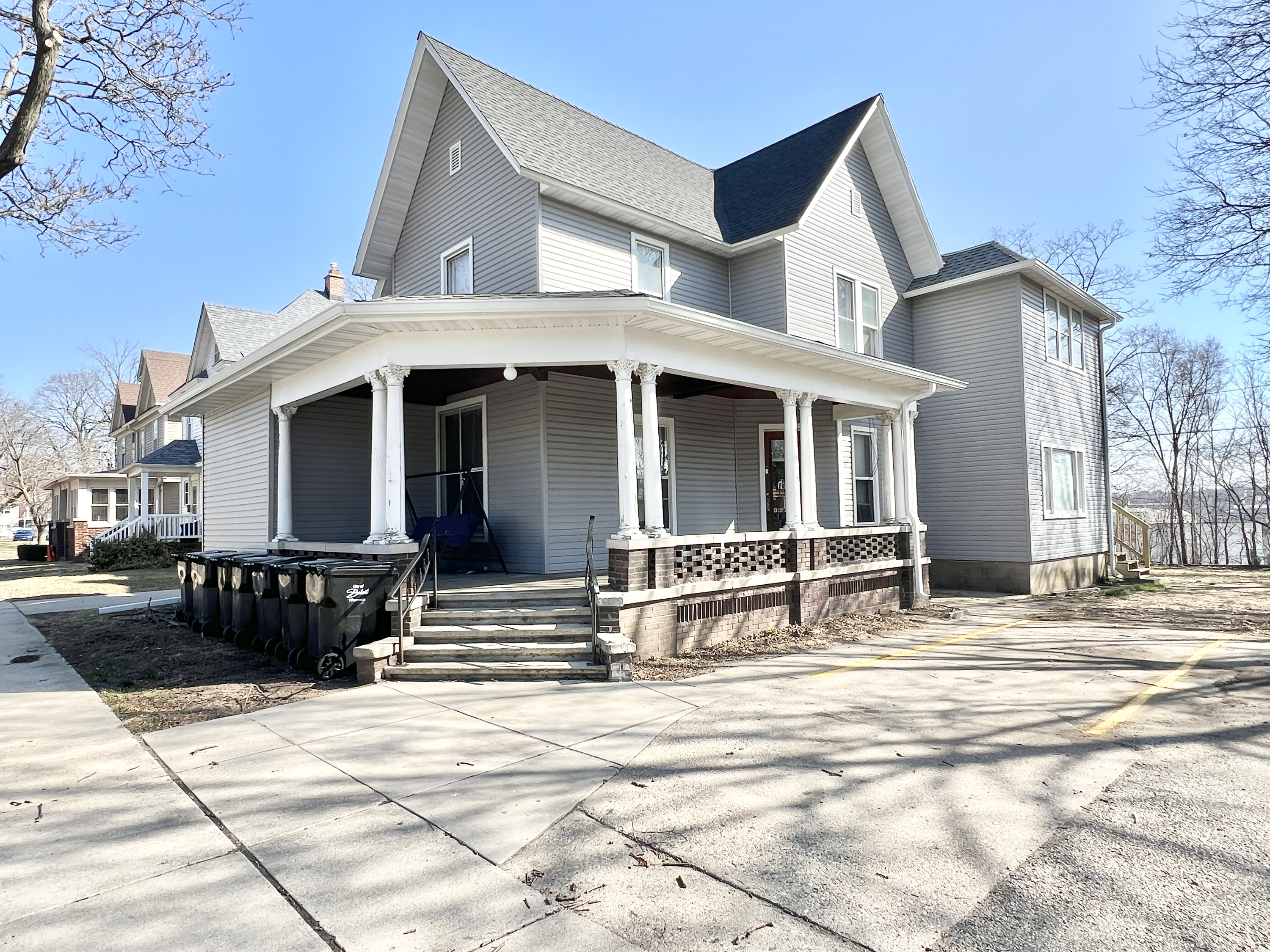 Property thumbnail image