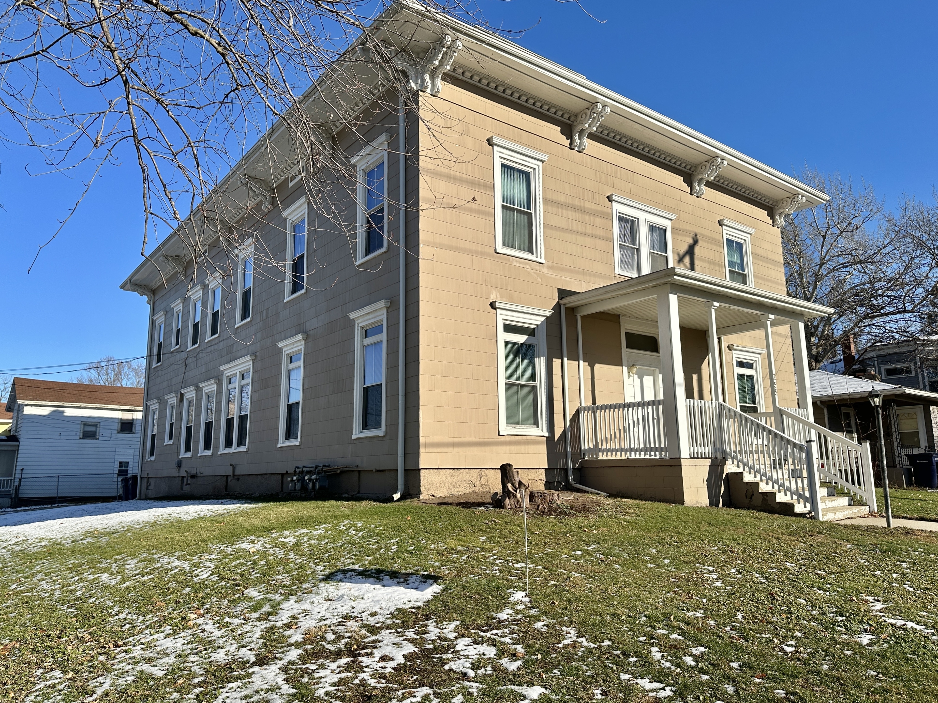 255 South Jackson Street - 3