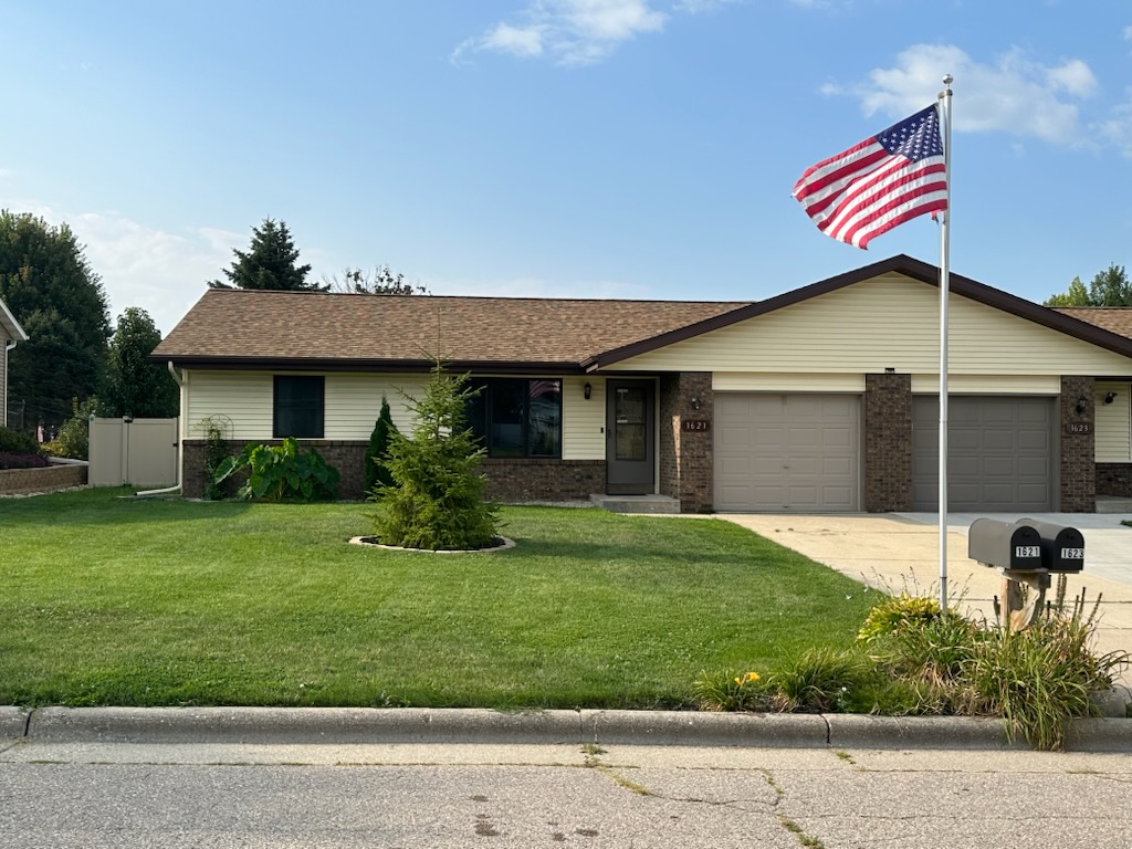 1621 Southridge Drive