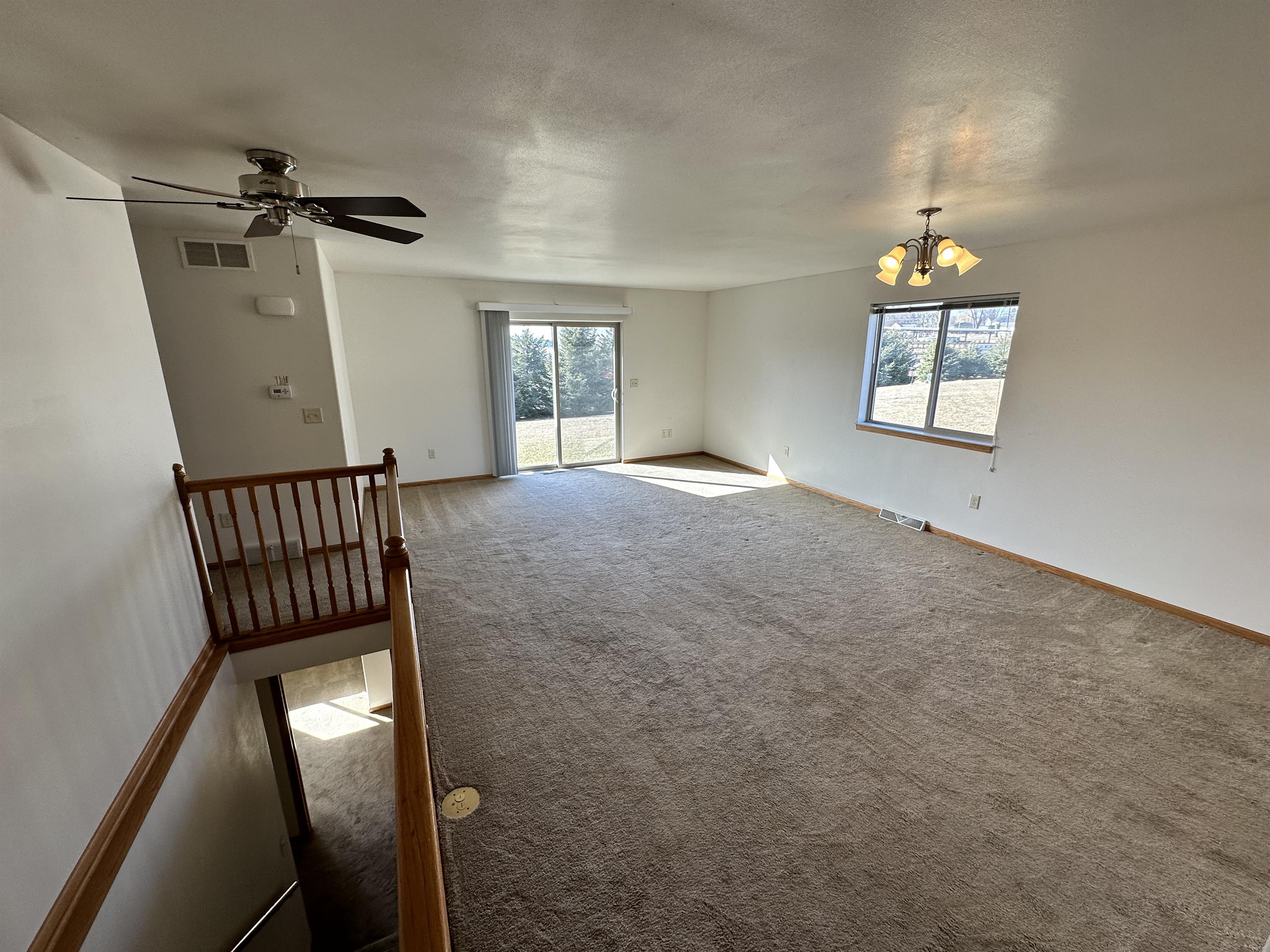 Listing image for 13d37133cdc14523b9546a6c127efc13.jpg