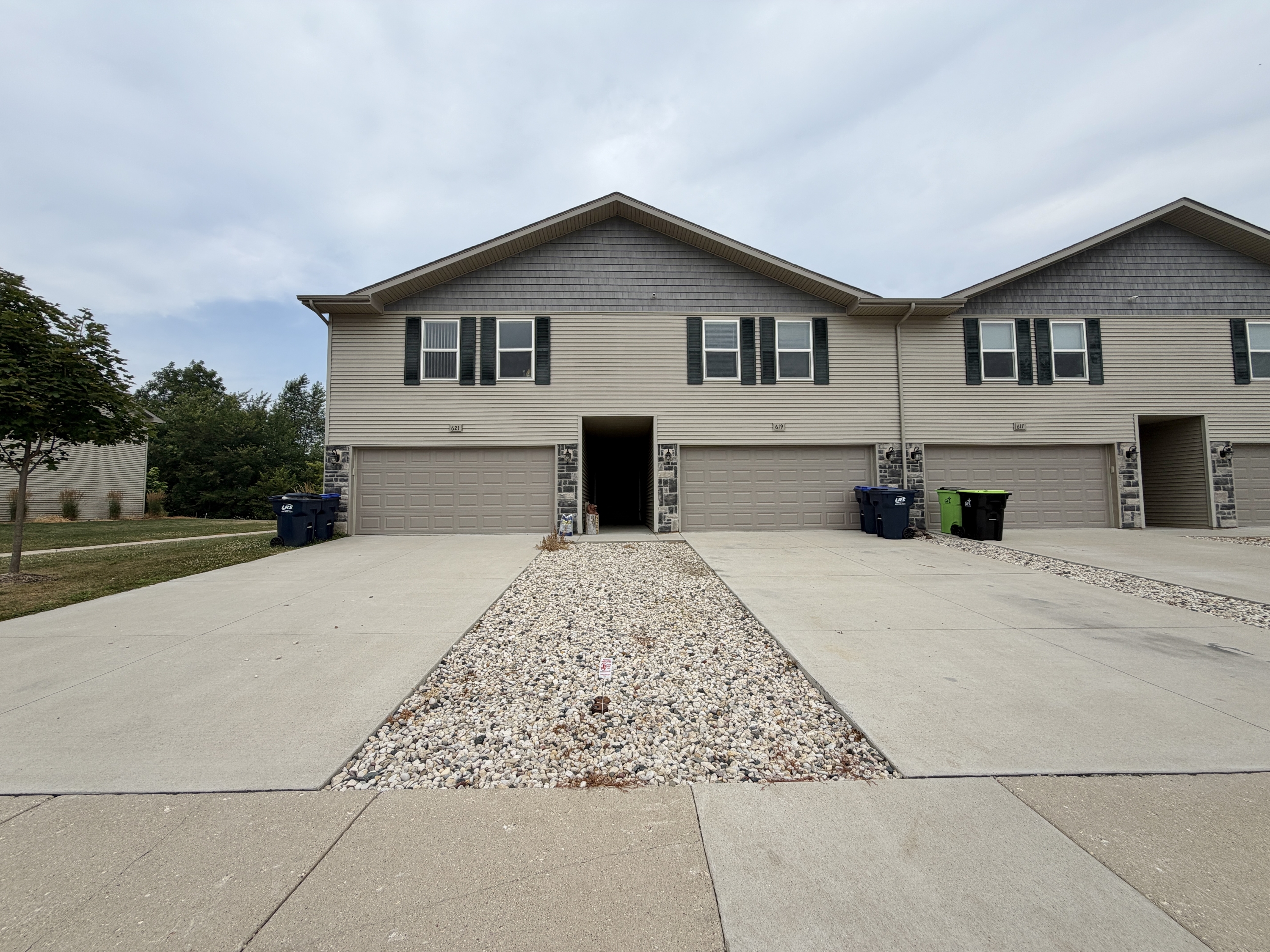 Listing image for 72e5c65cf0ae4d049d28d399d235884f.jpg