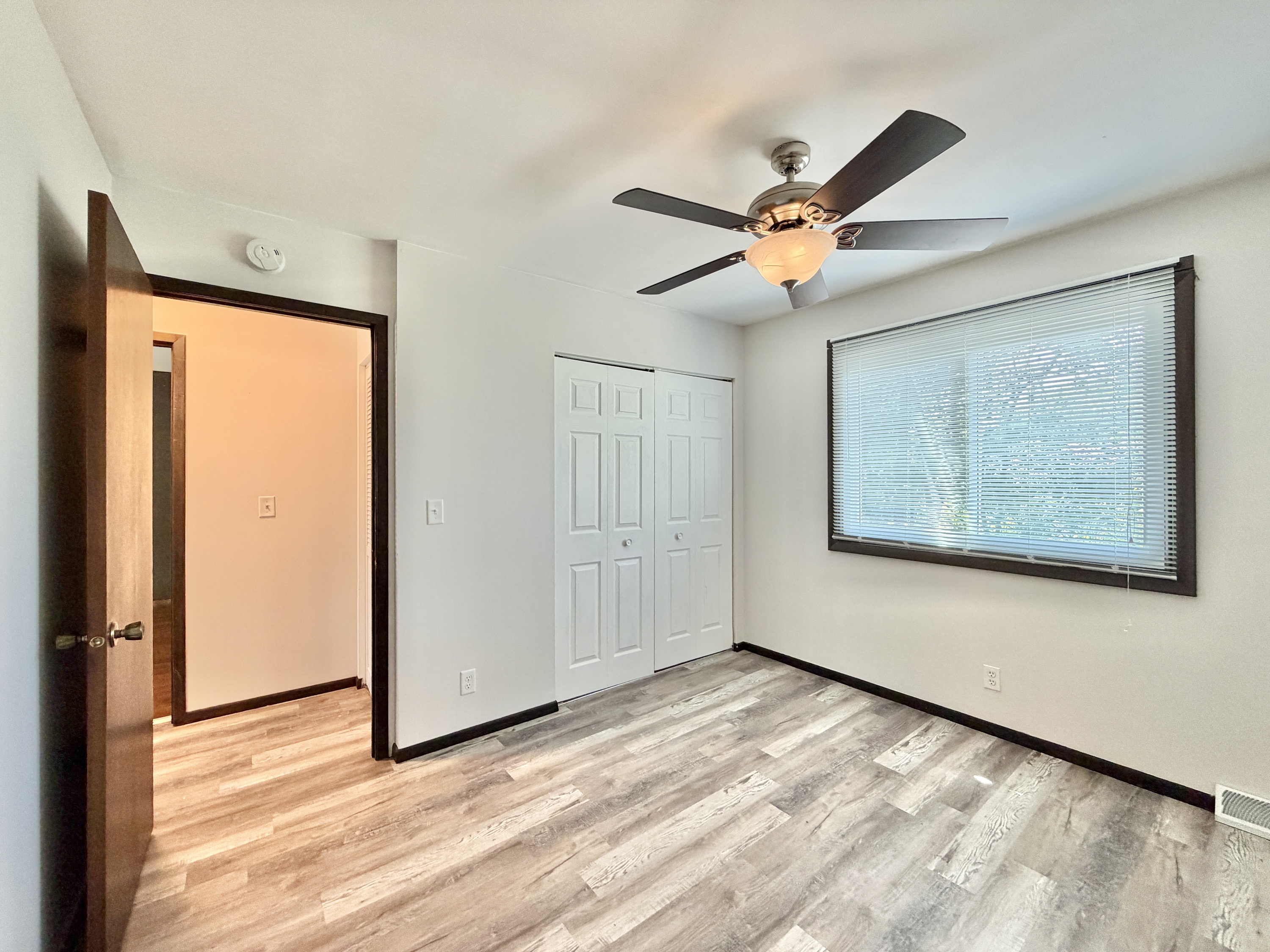 Listing image for 7f04bb8fa76744cba4fd99c55159459c.jpg